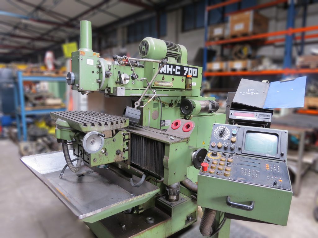 Laser cutting machine