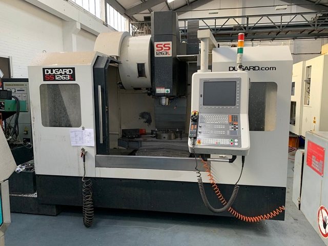 Used 5 Axis Machining Centre